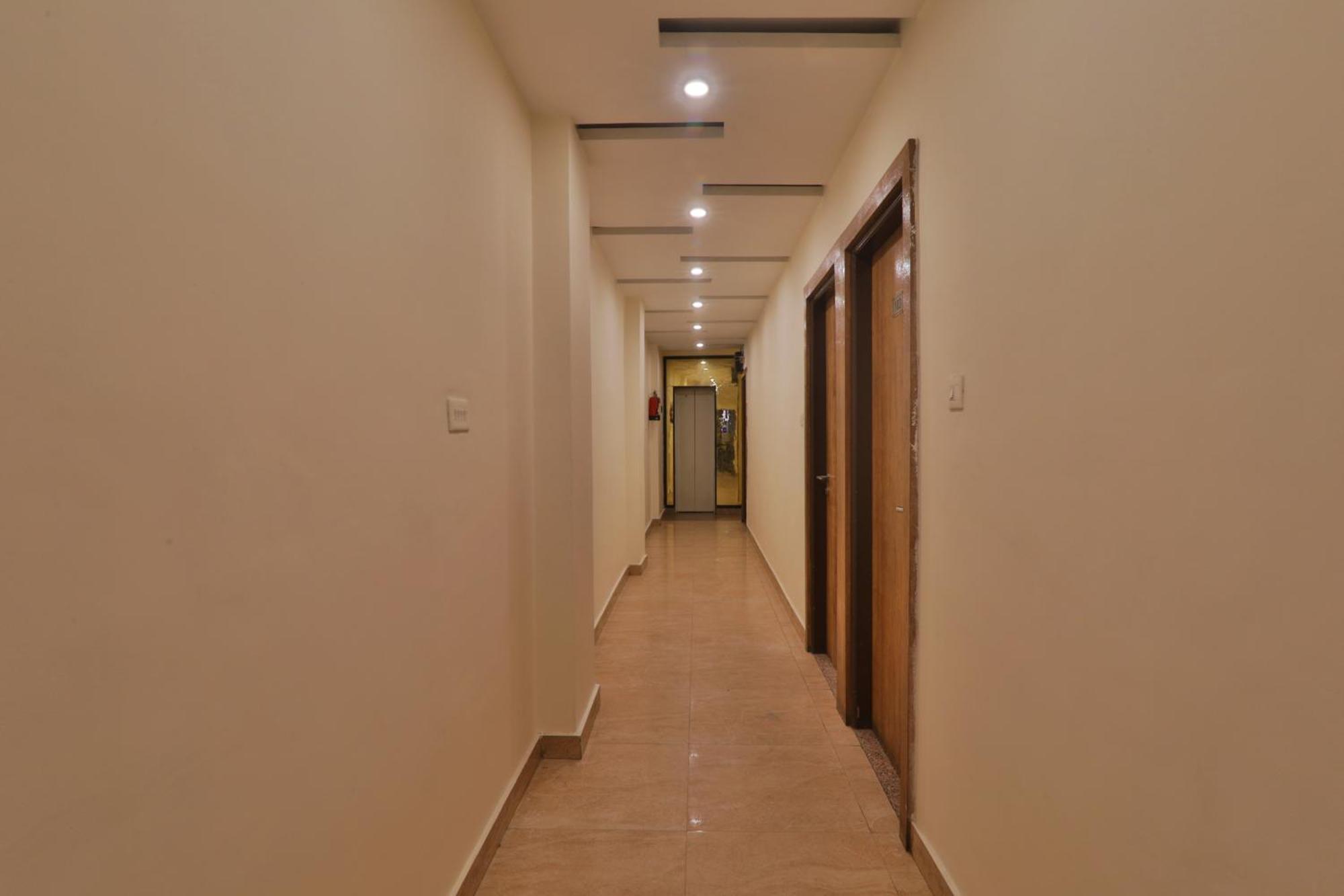 Hotel Janki Inn Sigra 2 Km From Kashi Vishwanath Dham 바라나시 외부 사진