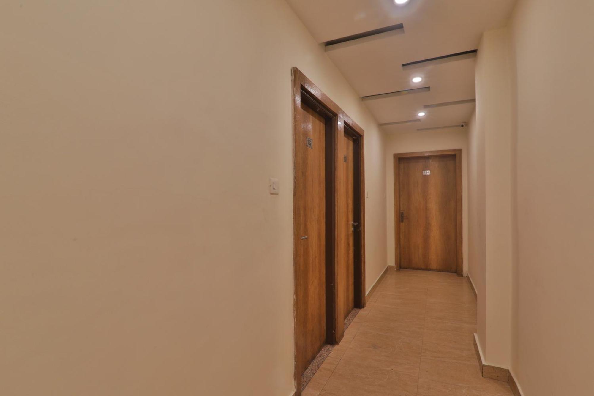 Hotel Janki Inn Sigra 2 Km From Kashi Vishwanath Dham 바라나시 외부 사진